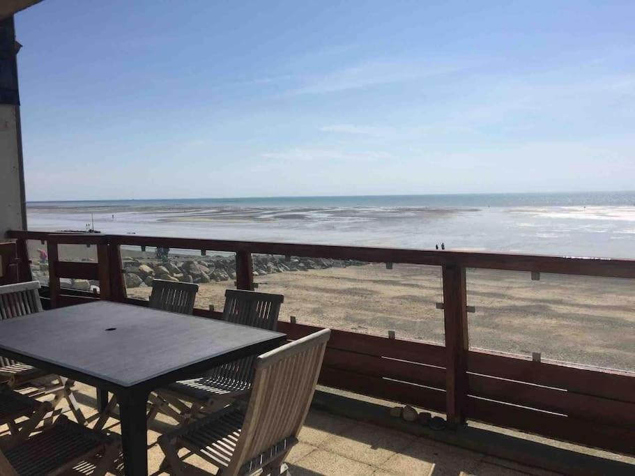 Les Iles Vue Sur Mer Agon-Coutainville Exterior foto